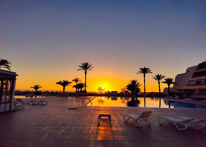 Maravilla Seaside By Lamondaos - Heated Pool - Apartment *