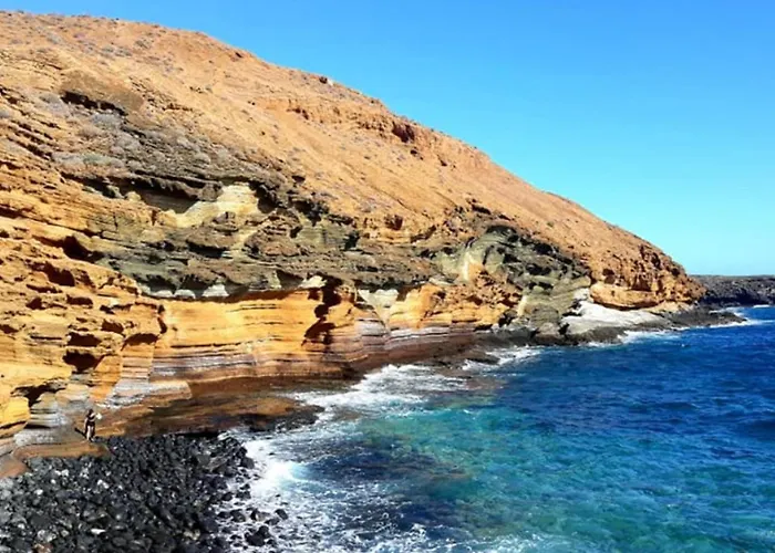 Maravilla Seaside By Lamondaos - Heated Pool - Apartment