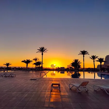 Maravilla Seaside By Lamondaos - Heated Pool - شقة *